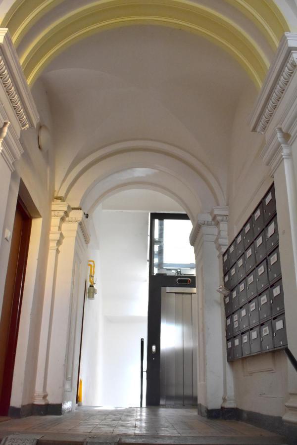 New Central Rooftop With Private Wellness, Sauna & Whirlpool Bath Praga Exterior foto